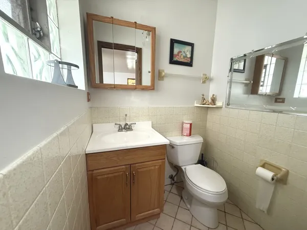 $429,000 | 3044 Halifax Avenue, Westchester, IL 60154