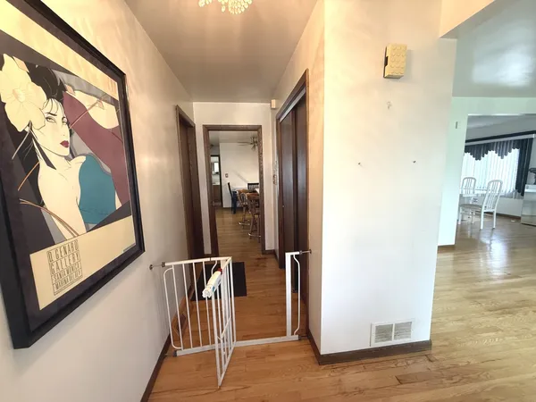 $429,000 | 3044 Halifax Avenue, Westchester, IL 60154