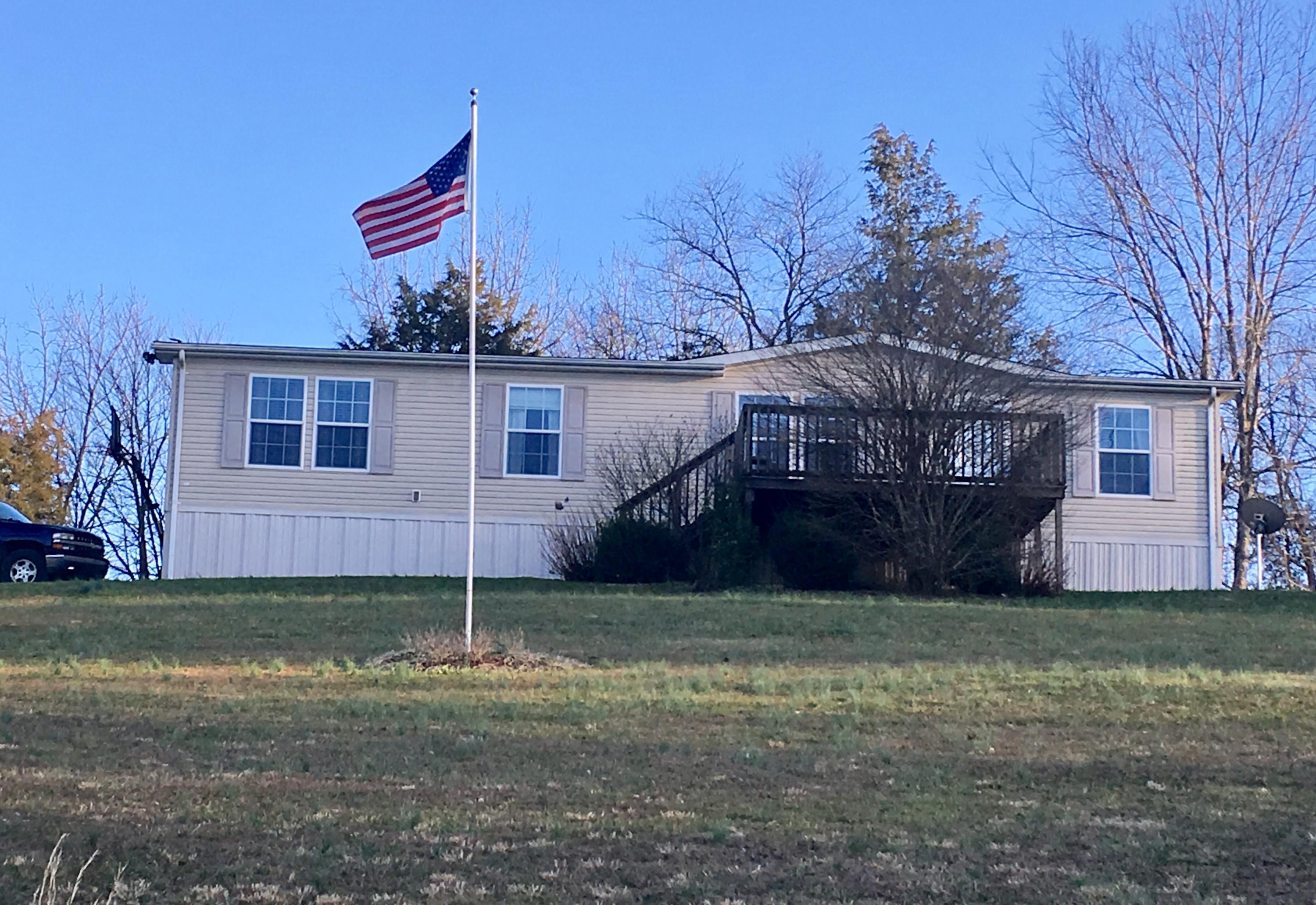 173 Freeman Road Tazewell, TN 37879 - Photo 1 of 30 164F2EA4-4C9F-4167-B858-77FB1AE1DE4C