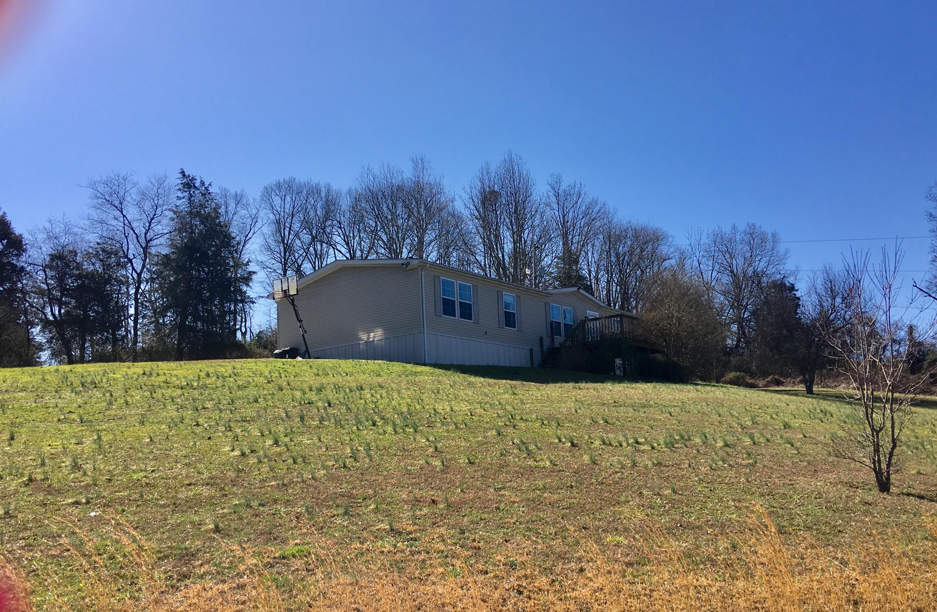 173 Freeman Road Tazewell, TN 37879 - Photo 6 of 30 82CE070B-3D6C-49EF-B7AC-4D4AD95133CE