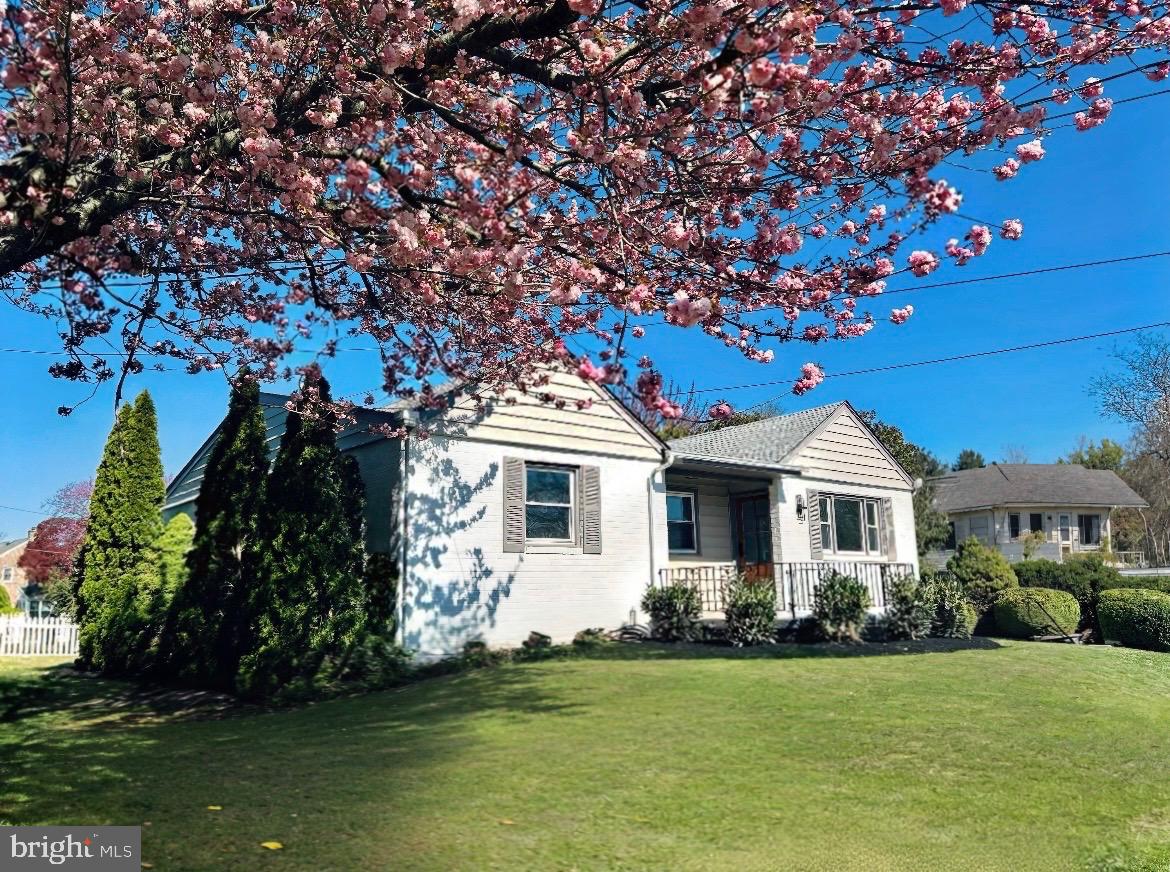 104 Gilmore Road Havertown, PA 19083 - Photo 1 of 32 Gallery Image 1