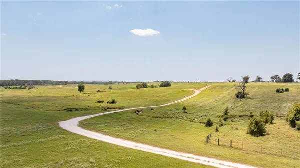 $4,100,000 | 6 Calvert Tx 77837, Calvert, TX 77837