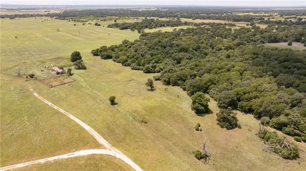 $4,100,000 | 6 Calvert Tx 77837, Calvert, TX 77837