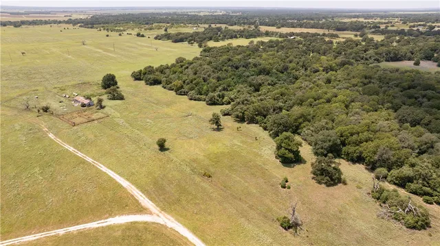 $4,100,000 | 6 Calvert Tx 77837, Calvert, TX 77837