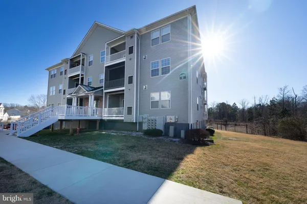$214,000 | 45521 Westmeath Way, Unit E13, Great Mills, MD 20634