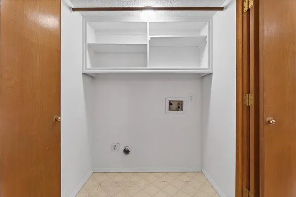 $2,300 | 4 Sonora Drive, Trophy Club, TX 76262