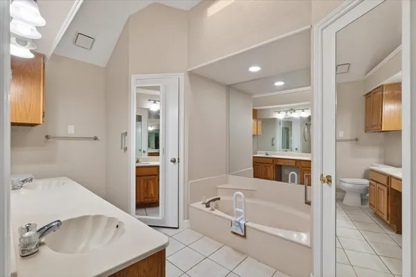 $2,300 | 4 Sonora Drive, Trophy Club, TX 76262