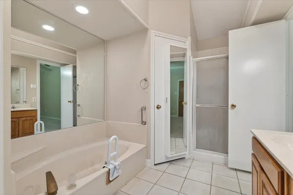 $2,300 | 4 Sonora Drive, Trophy Club, TX 76262