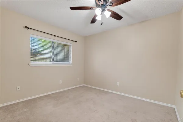 $2,300 | 4 Sonora Drive, Trophy Club, TX 76262