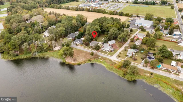 $799,900 | 204 Lake Drive, Milton, DE 19968