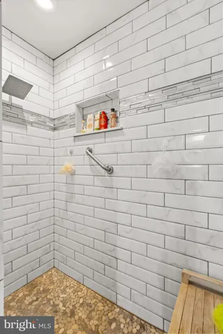 $799,900 | 204 Lake Drive, Milton, DE 19968