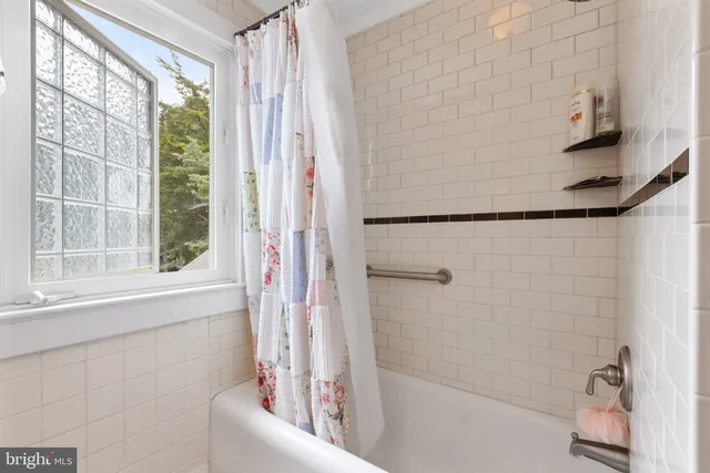 $799,900 | 204 Lake Drive, Milton, DE 19968