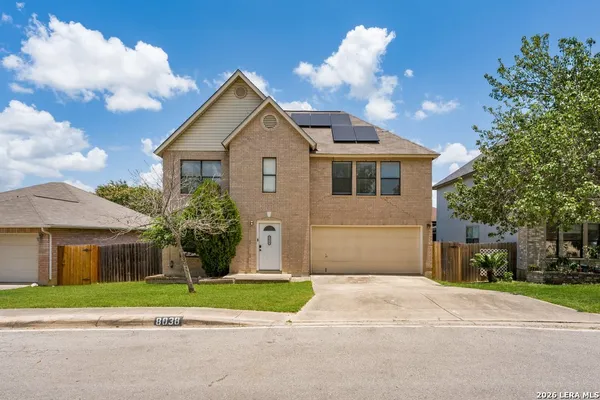 $1,800 | 8038 Cantura Mills, Converse, TX 78109
