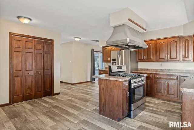 $249,900 | 161 Cypress Point Drive, Springfield, IL 62704