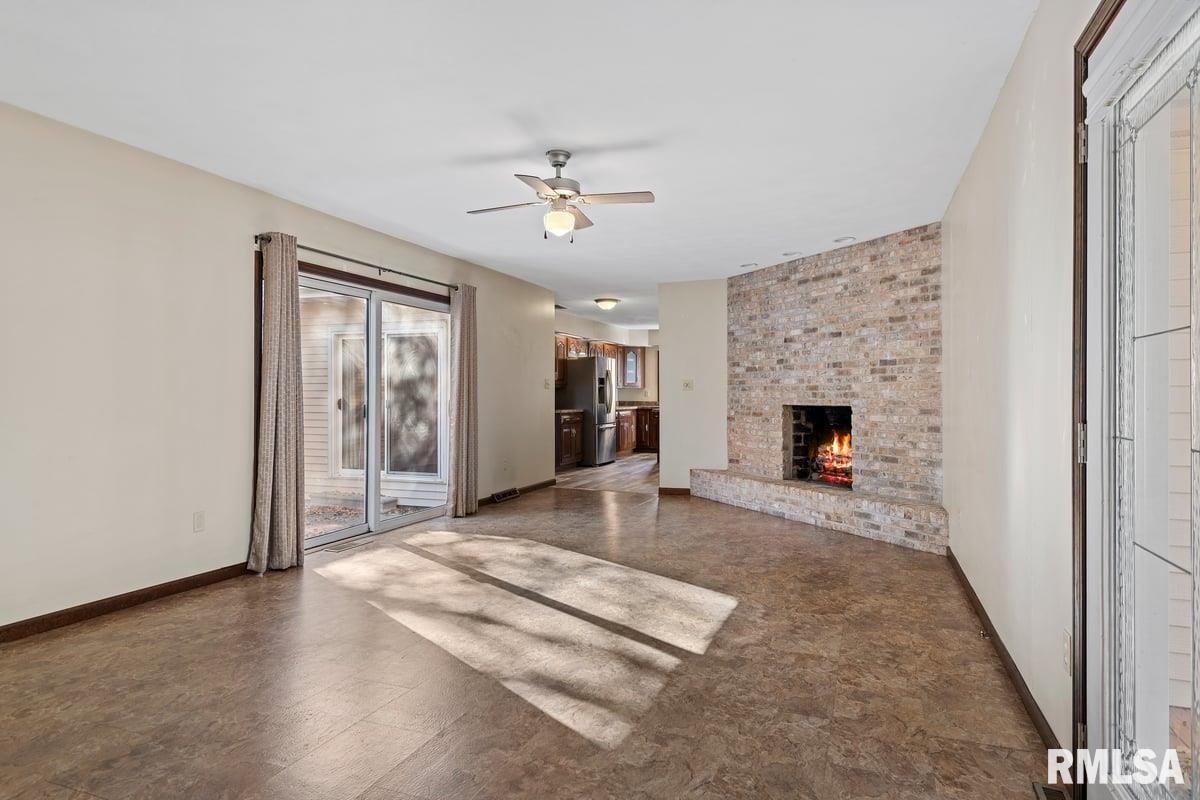 161 Cypress Point Drive Springfield, IL 62704 - Photo 17 of 44