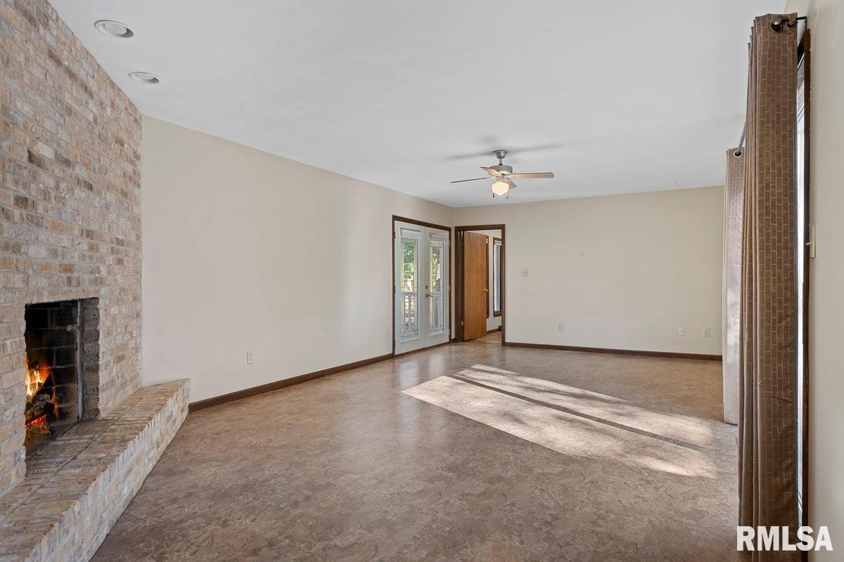 161 Cypress Point Drive Springfield, IL 62704 - Photo 19 of 44