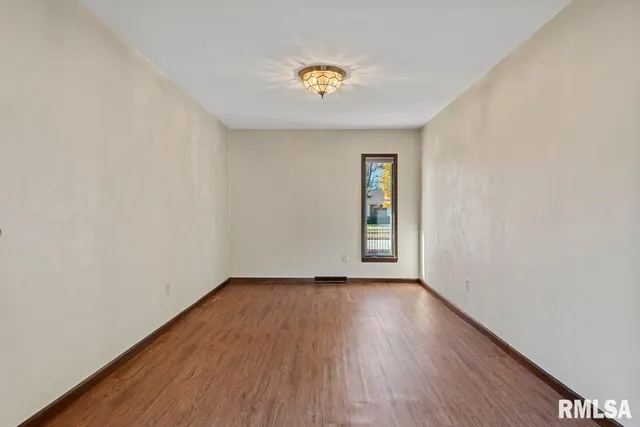 $249,900 | 161 Cypress Point Drive, Springfield, IL 62704