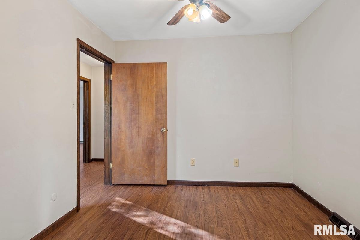 161 Cypress Point Drive Springfield, IL 62704 - Photo 23 of 44