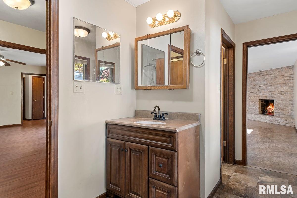 161 Cypress Point Drive Springfield, IL 62704 - Photo 33 of 44