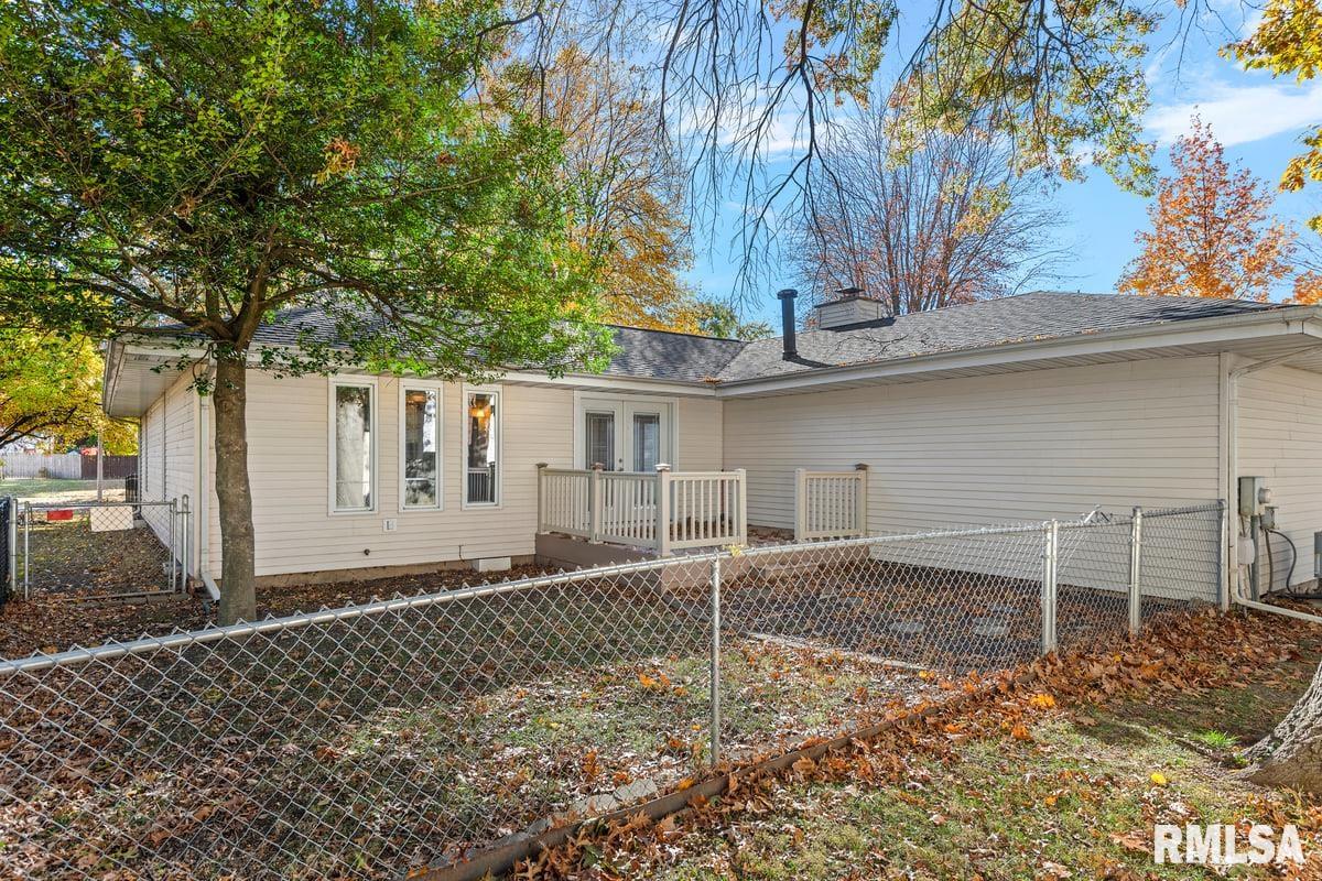 161 Cypress Point Drive Springfield, IL 62704 - Photo 40 of 44