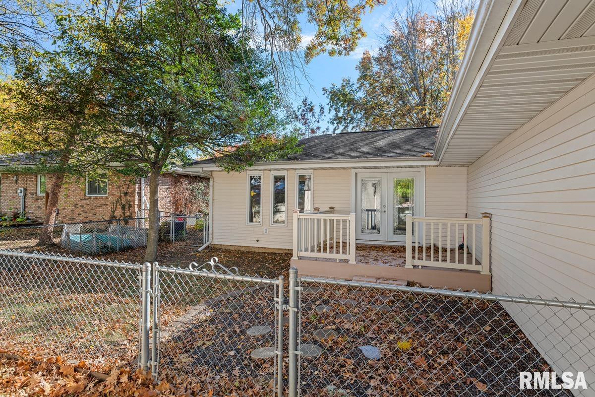 161 Cypress Point Drive Springfield, IL 62704 - Photo 41 of 44