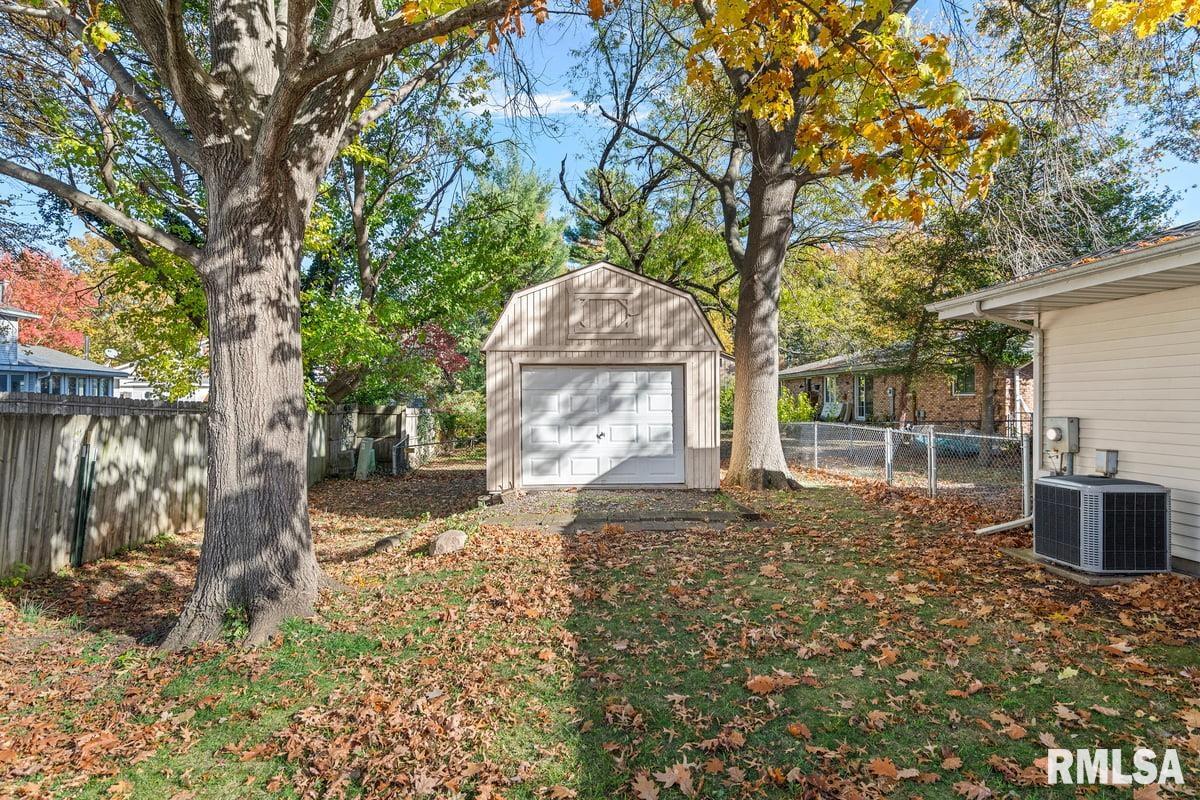 161 Cypress Point Drive Springfield, IL 62704 - Photo 42 of 44