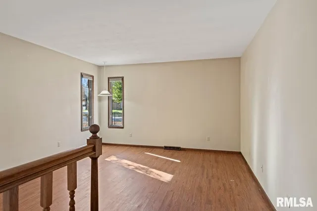 $249,900 | 161 Cypress Point Drive, Springfield, IL 62704