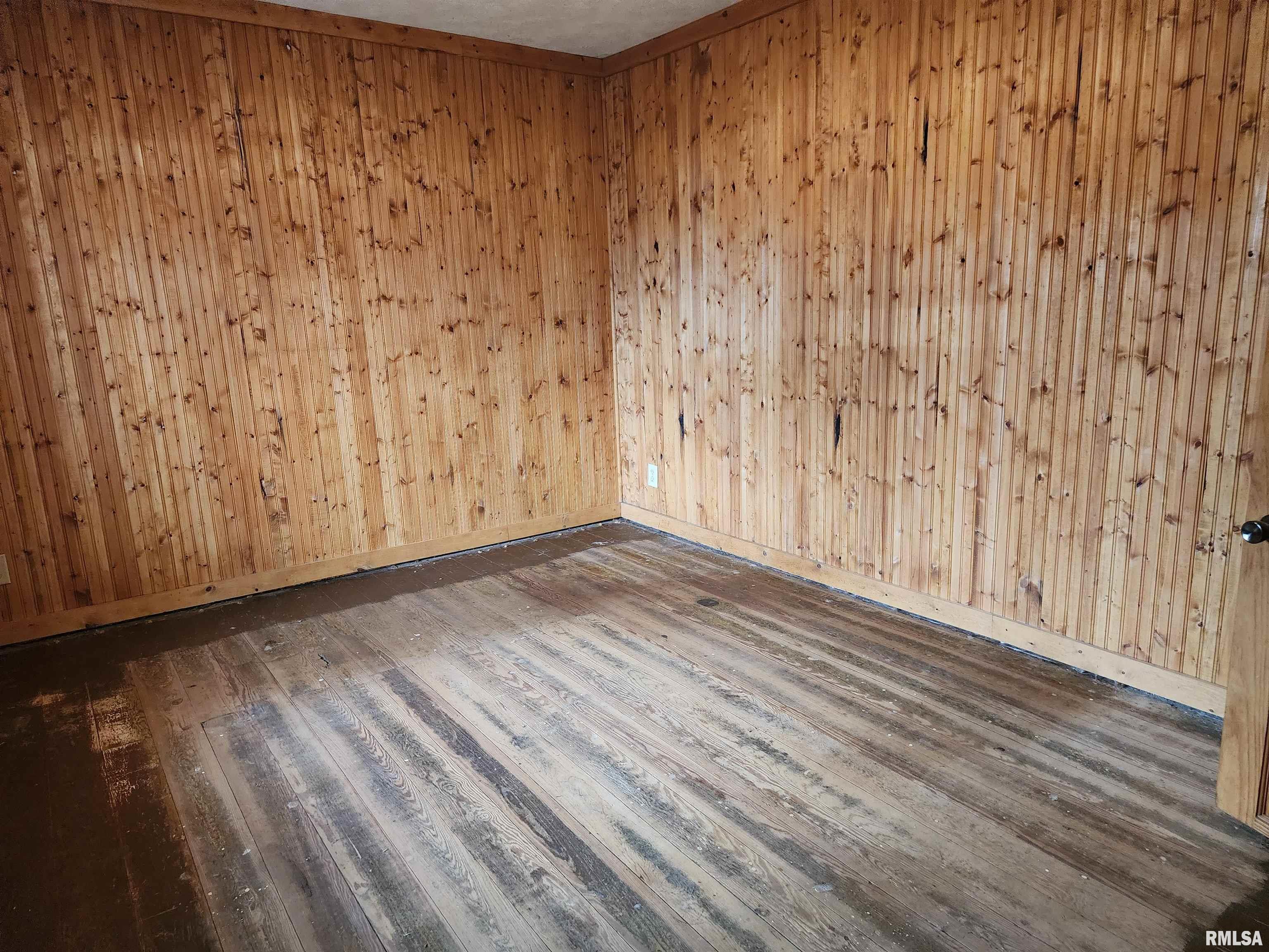 305 Simpson Street Mechanicsburg, IL 62545 - Photo 18 of 33