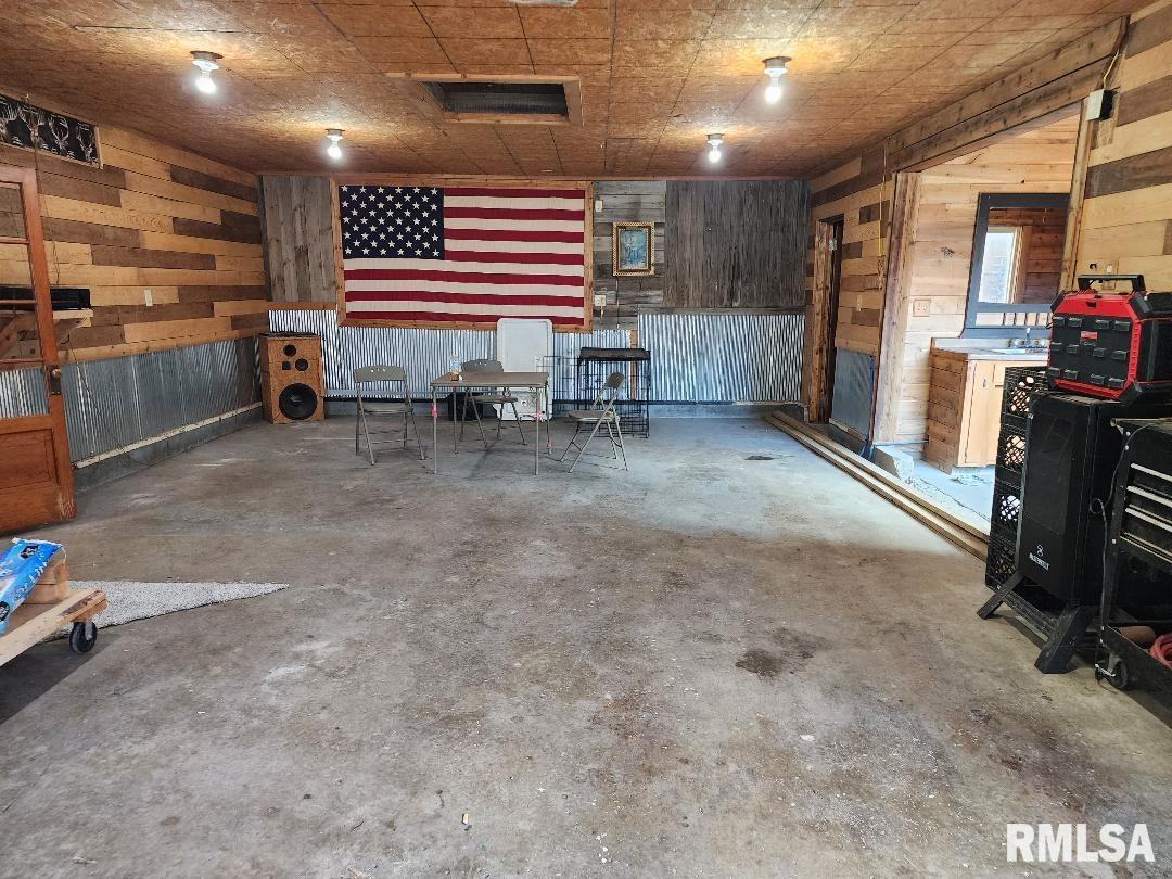 305 Simpson Street Mechanicsburg, IL 62545 - Photo 19 of 26