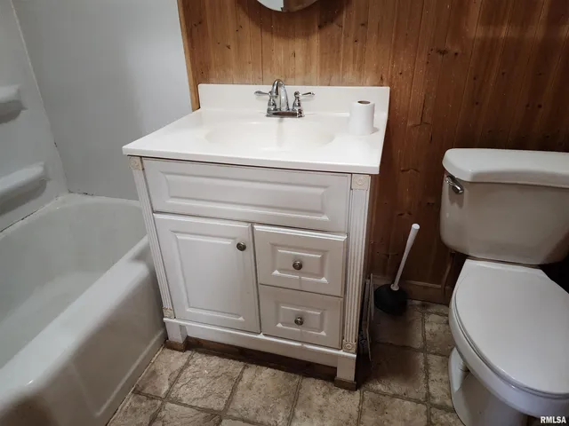 $157,000 | 305 Simpson Street, Mechanicsburg, IL 62545