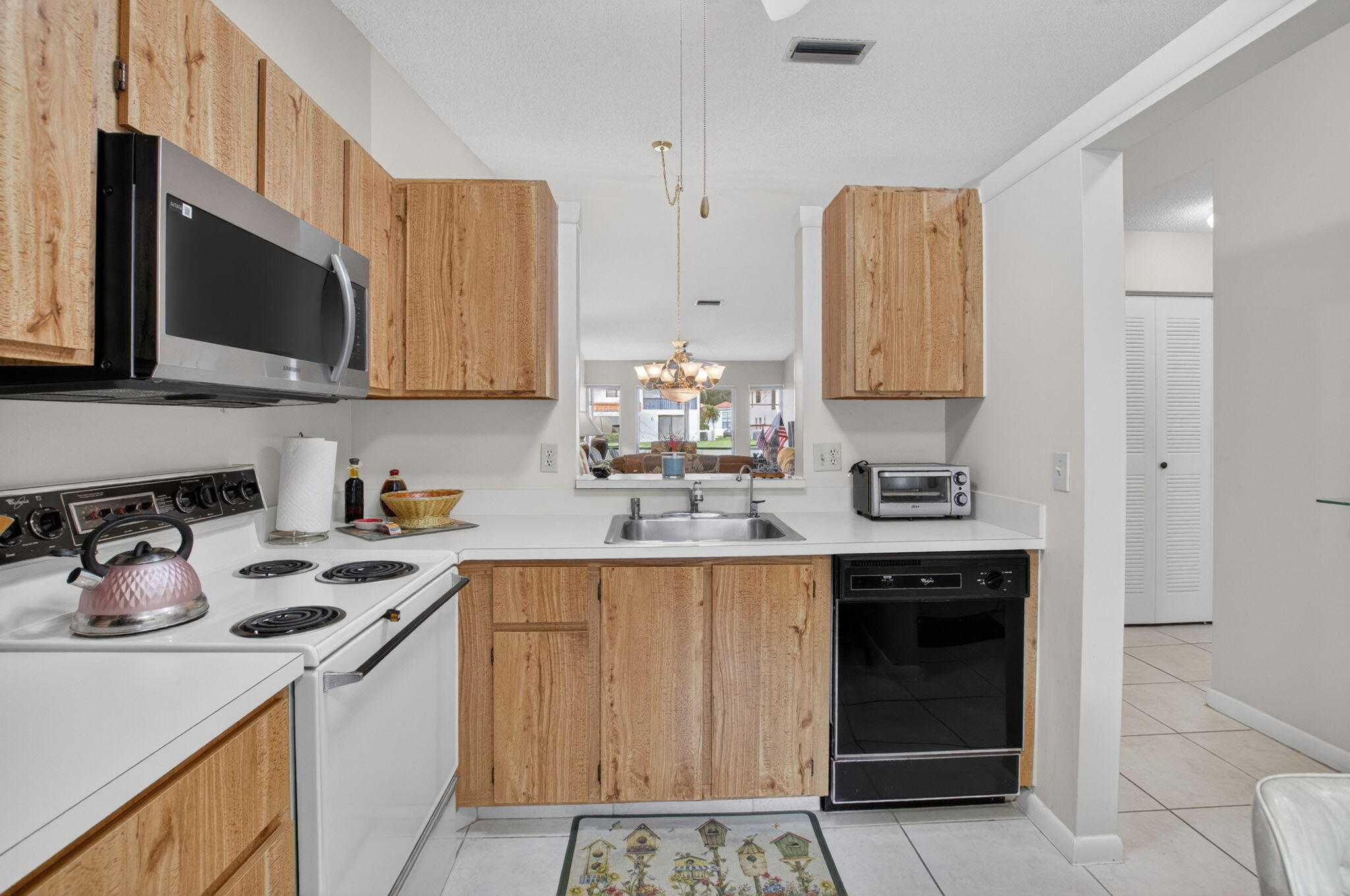 8697 Sunbird Place Boca Raton, FL 33496 - Photo 3 of 53 15-web-or-mls-DSC_5140