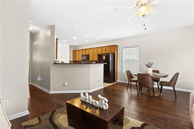 a view of walk in closet