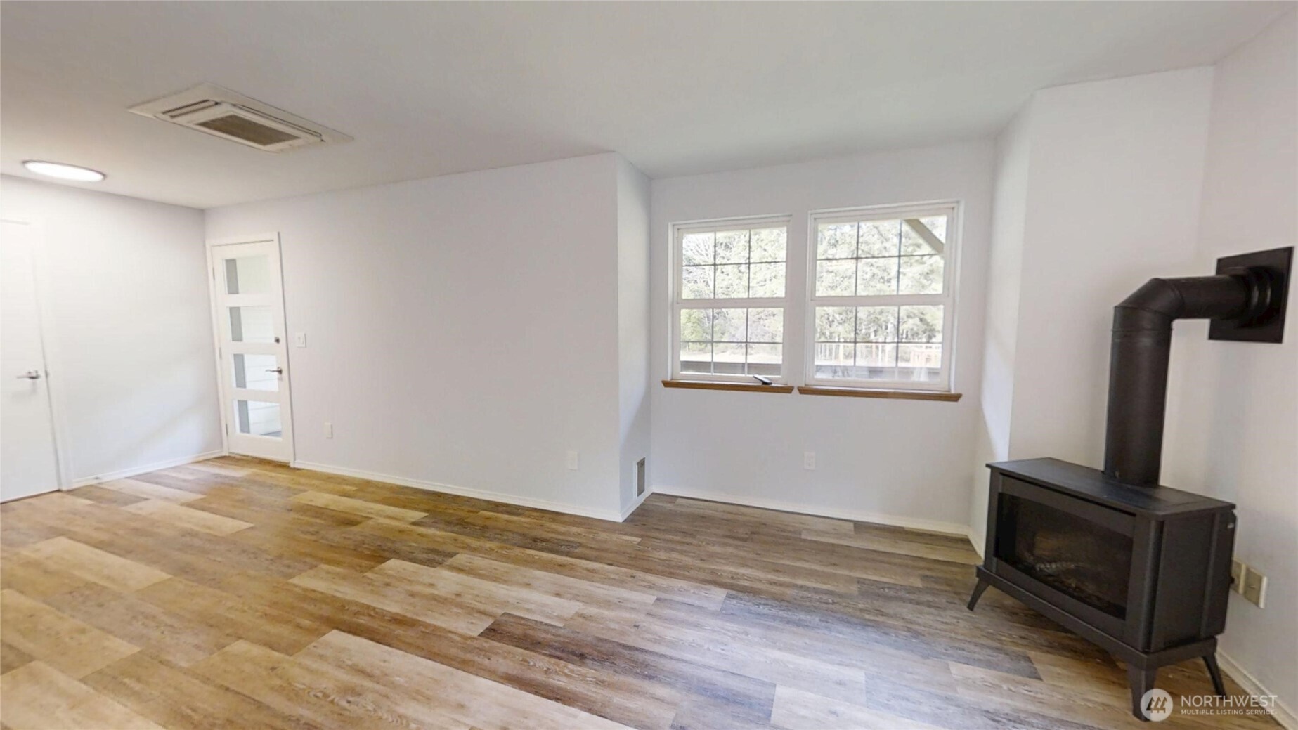 7035 Cedar Flats Road Southwest Olympia, WA 98512 - Photo 5 of 36 Gallery Image 5