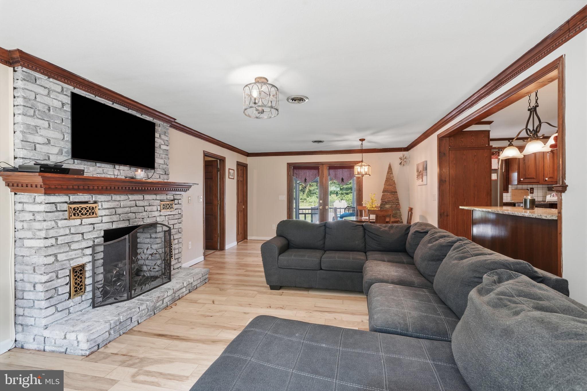 244 Federal City Road Pennington, NJ 08534 - Photo 11 of 32 Den