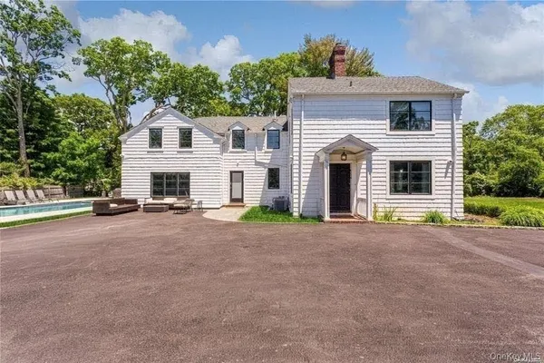 $2,900,000 | 230 Ocean Avenue, Lawrence, NY 11559