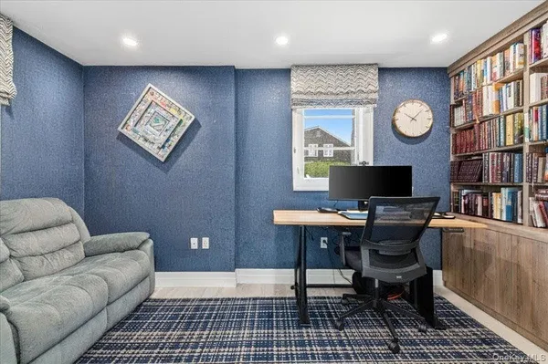 $2,900,000 | 230 Ocean Avenue, Lawrence, NY 11559