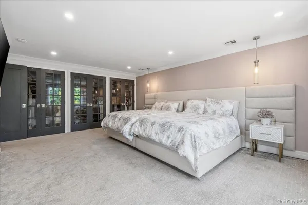 $2,900,000 | 230 Ocean Avenue, Lawrence, NY 11559