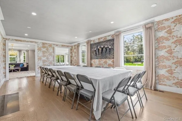 $2,900,000 | 230 Ocean Avenue, Lawrence, NY 11559