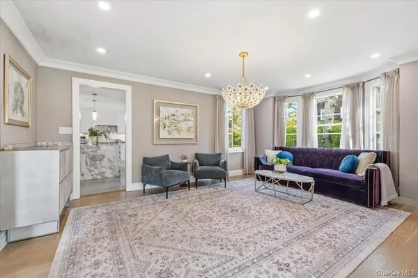 $2,900,000 | 230 Ocean Avenue, Lawrence, NY 11559