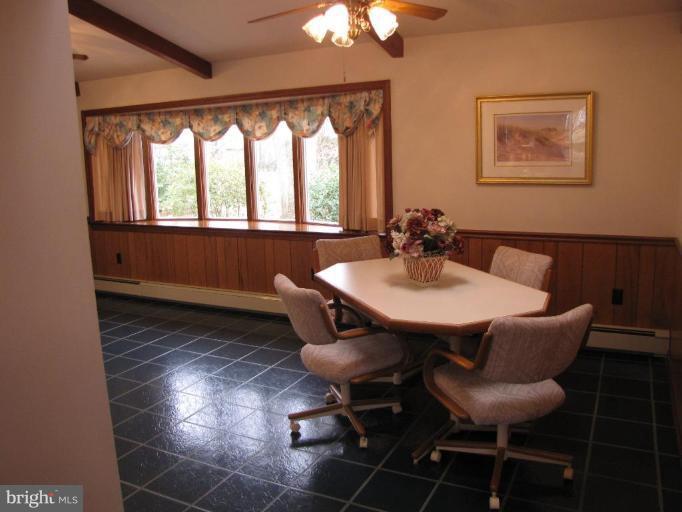7141 Oak Ridge Road Falls Church, VA 22042 - Photo 10 of 24 Dining Area