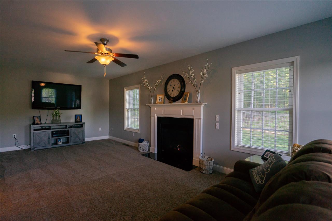 54 Northland Road Windham, NH 03087 - Photo 15 of 31