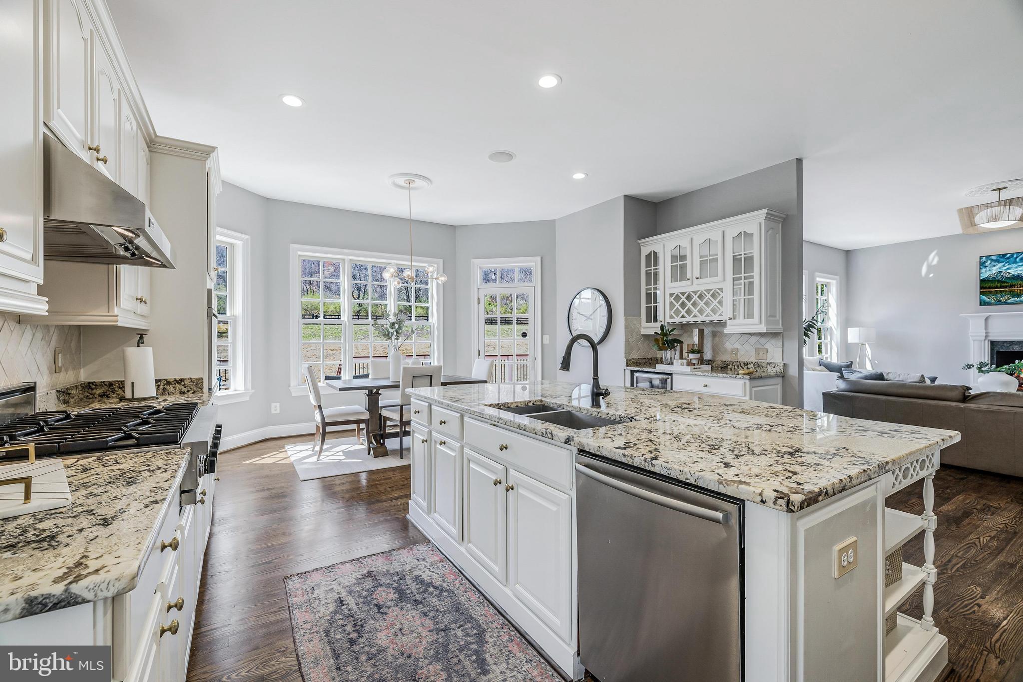 16319 Hunter Place Leesburg, VA 20176 - Photo 18 of 71