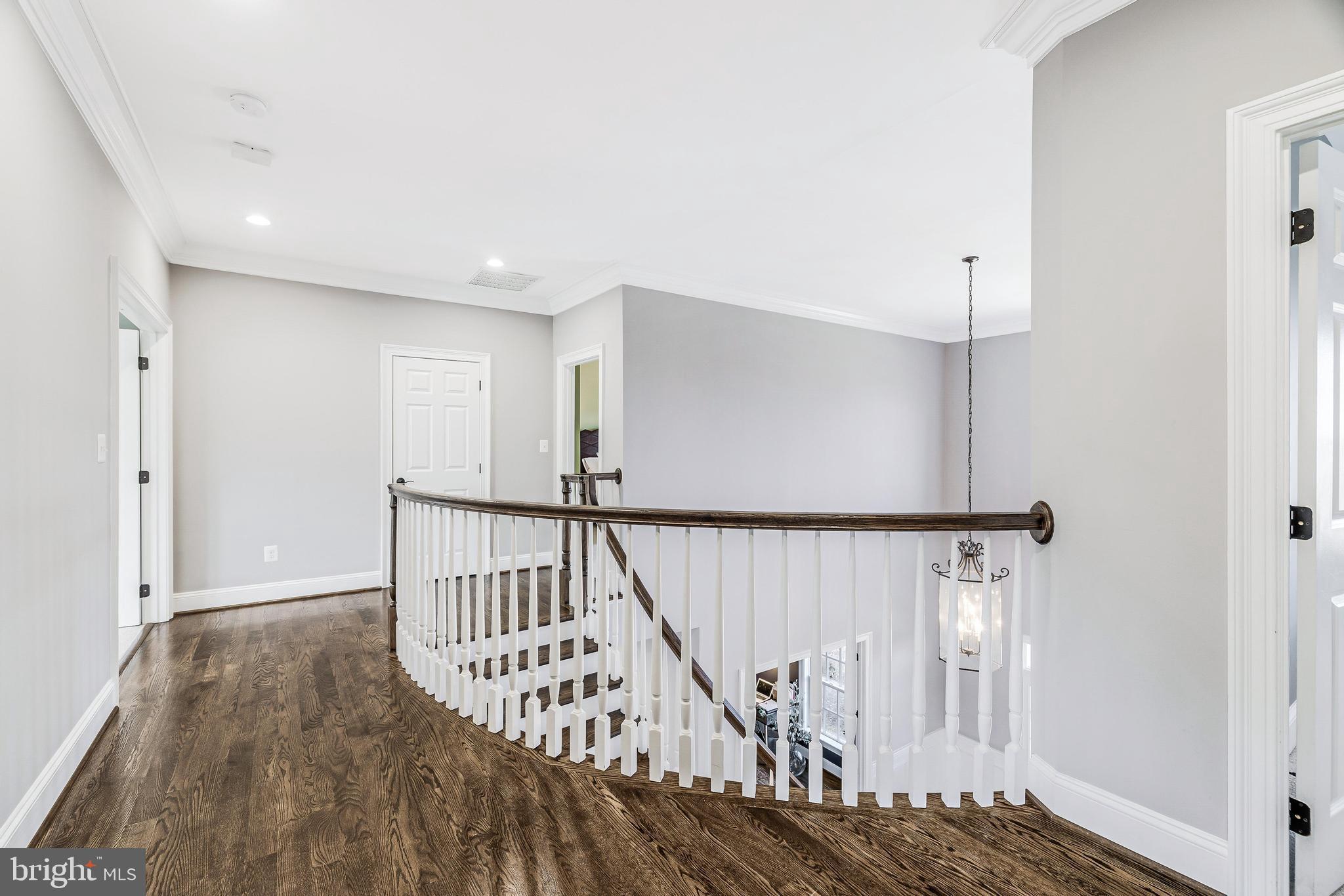 16319 Hunter Place Leesburg, VA 20176 - Photo 33 of 71 a view of entryway with wooden floor