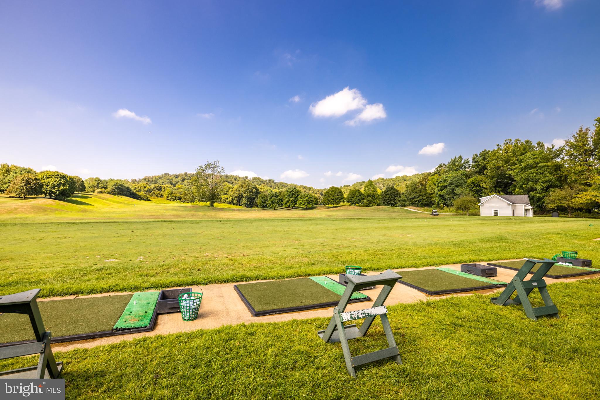 16319 Hunter Place Leesburg, VA 20176 - Photo 54 of 71 a view of an ocean from a balcony