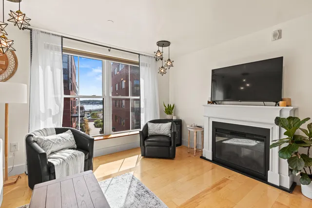 $735,000 | 25 High Street, Unit 408, Portland, ME 04101