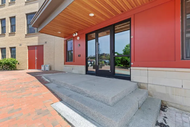 $735,000 | 25 High Street, Unit 408, Portland, ME 04101