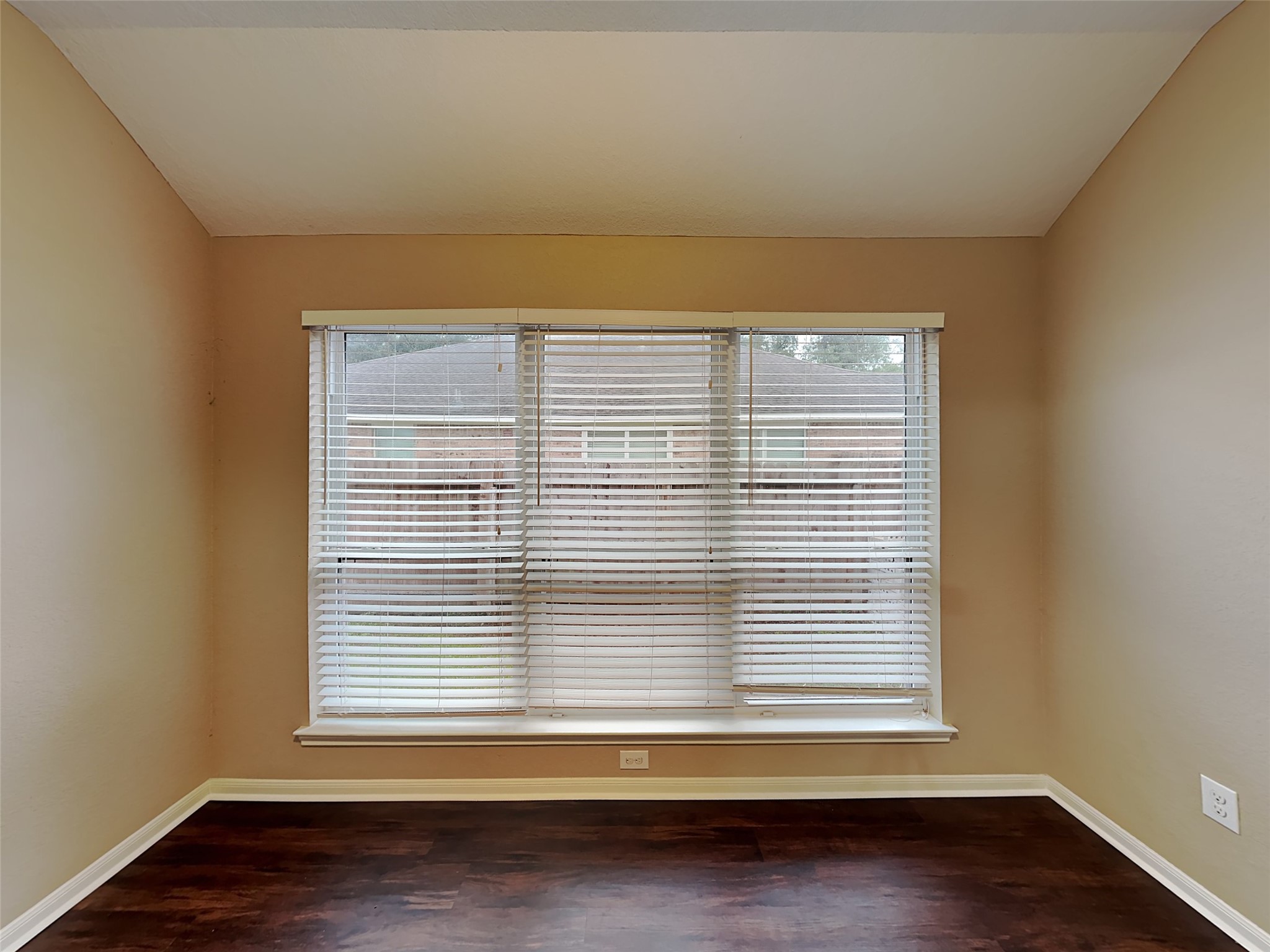 22722 Canyonback Court Spring, TX 77373 - Photo 7 of 21 Gallery Image 7