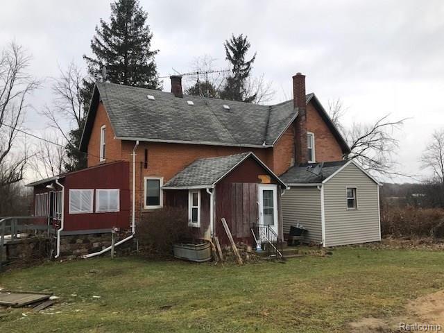 6047 Isles Road Brown City, MI 48416 - Photo 5 of 16 BACK.jpeg