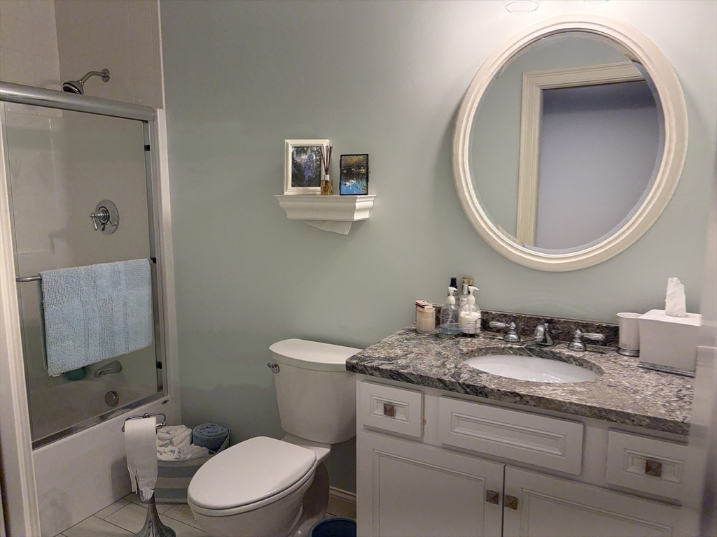 71 West Spring Street Avon, MA 02322 - Photo 23 of 41