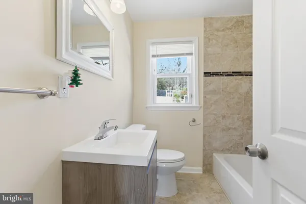 $2,950 | 138 Mississippi Avenue Southeast, Washington, DC 20032